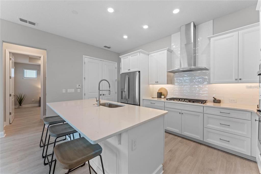 356 WHEELHOUSE LN