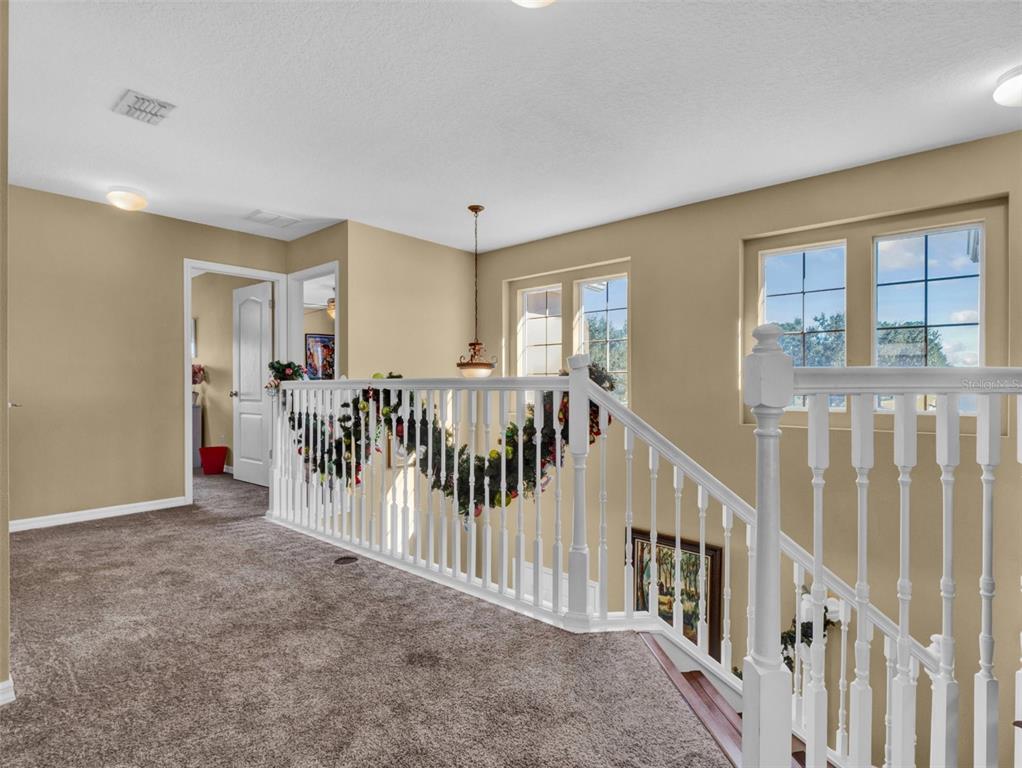 702 REFLECTIONS LN