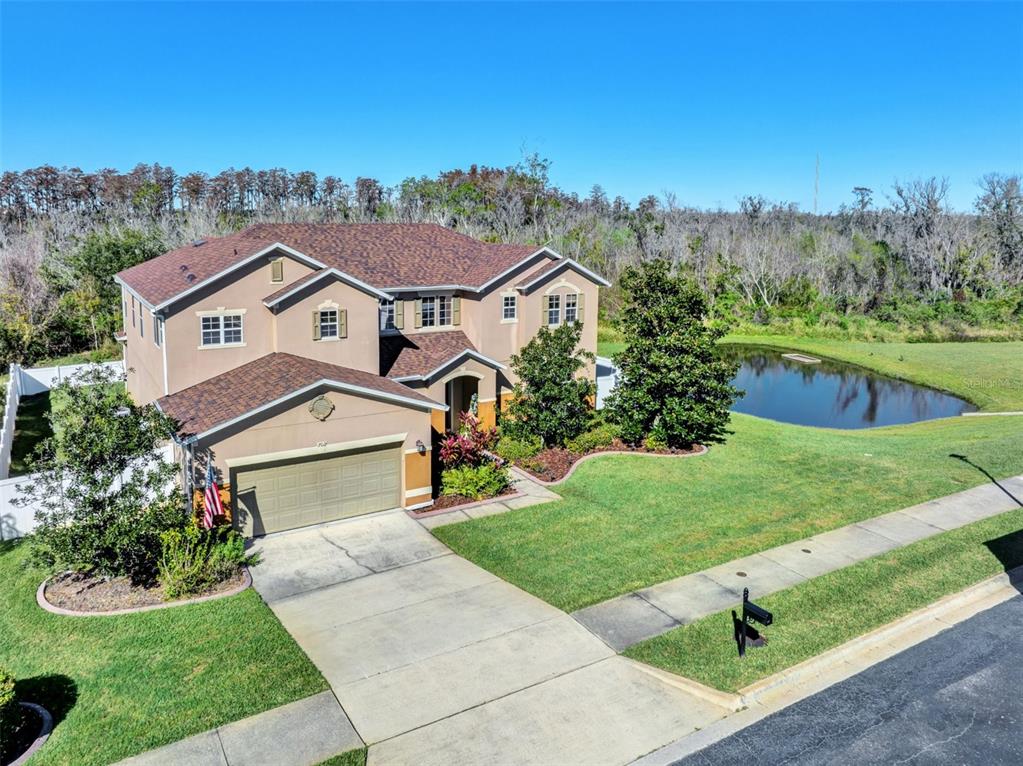 702 REFLECTIONS LN