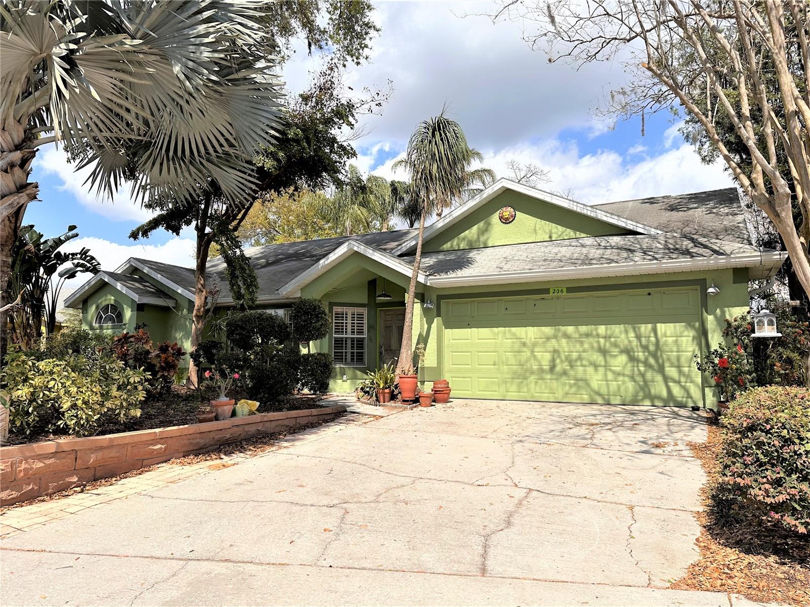 206 COUNTRY LANDING BLVD