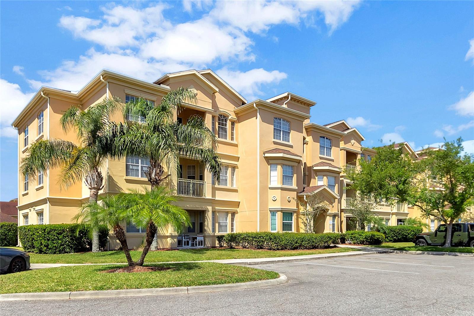 304 TERRACE RIDGE CIR #304