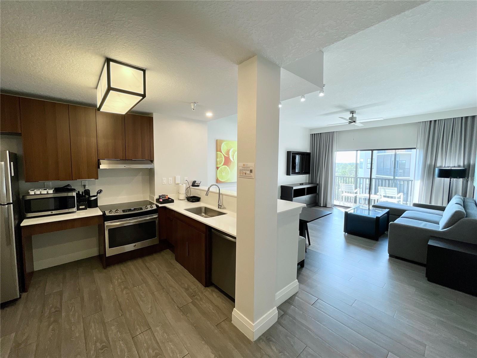 14501 GROVE RESORT AVE #2539