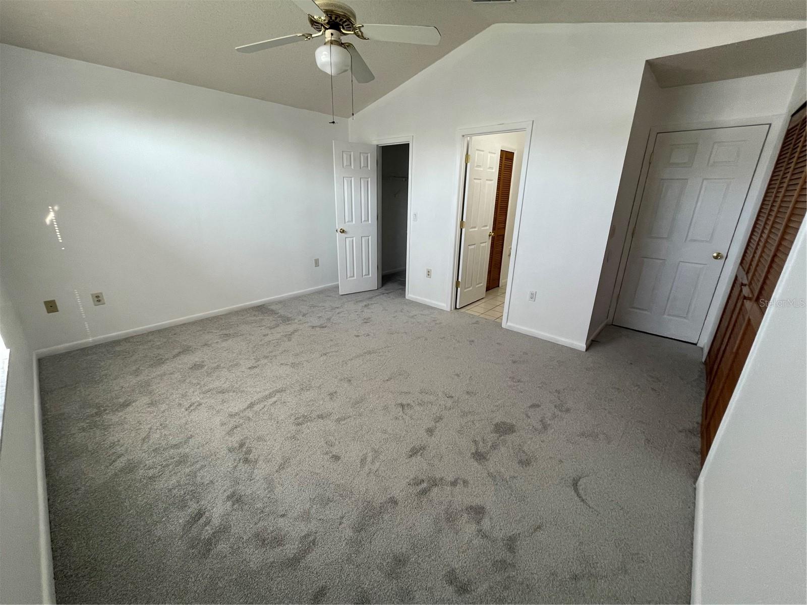 2438 NECTARINE RD