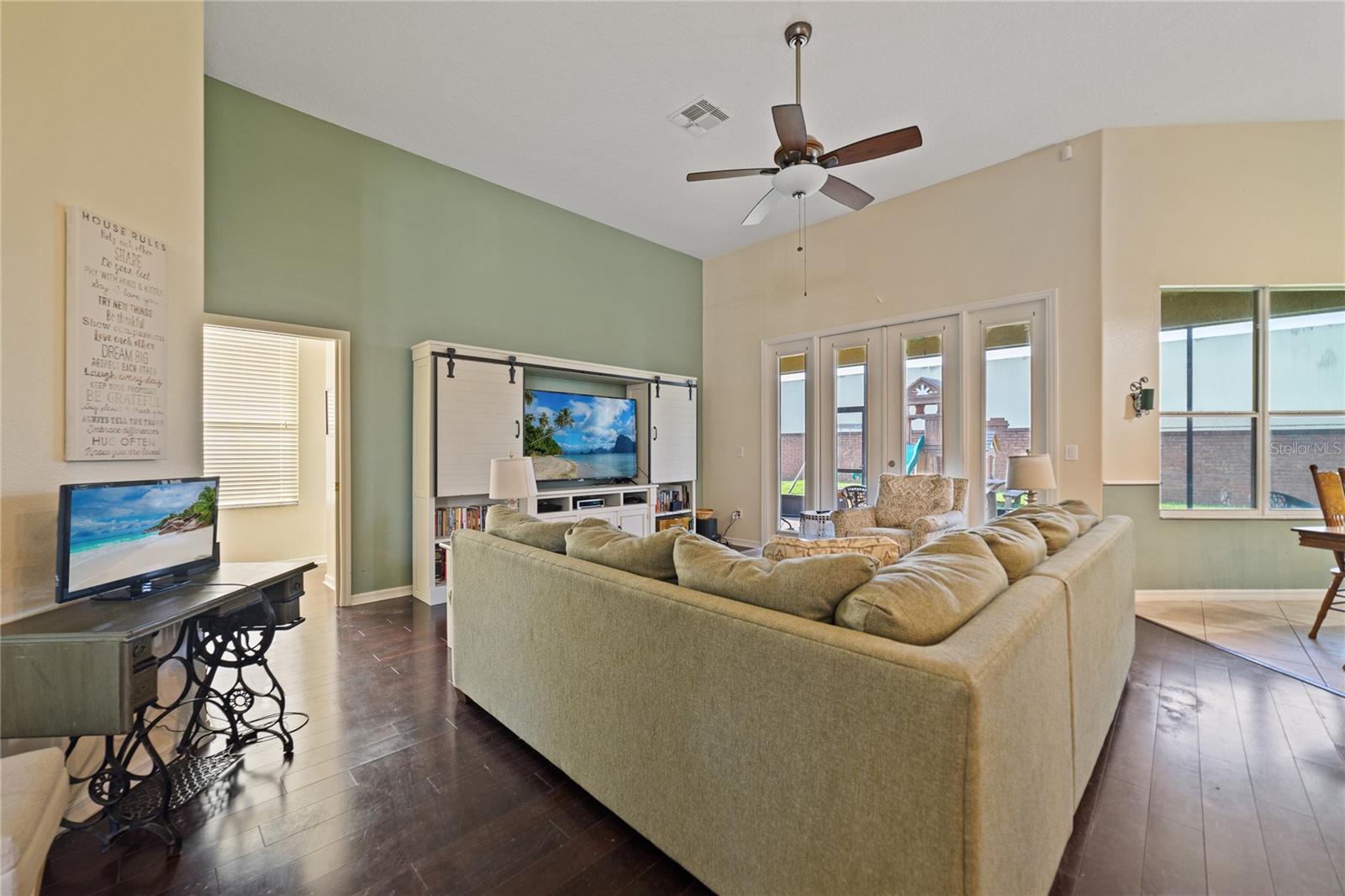 645 STRIHAL LOOP