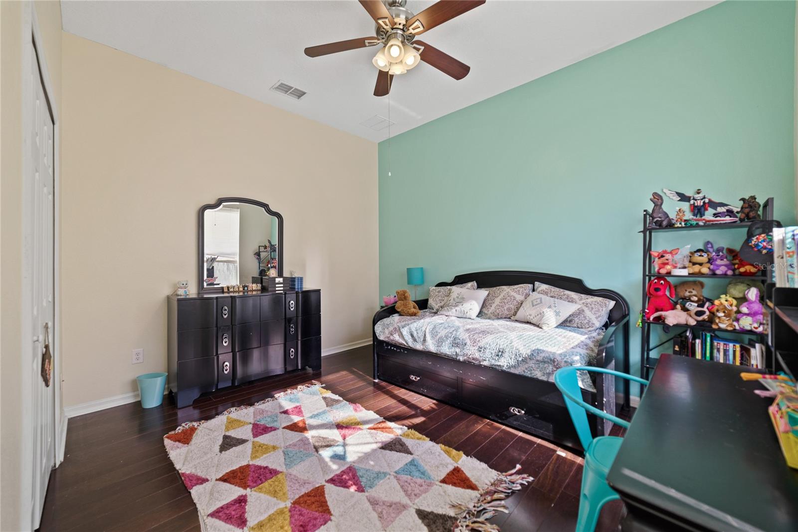 645 STRIHAL LOOP