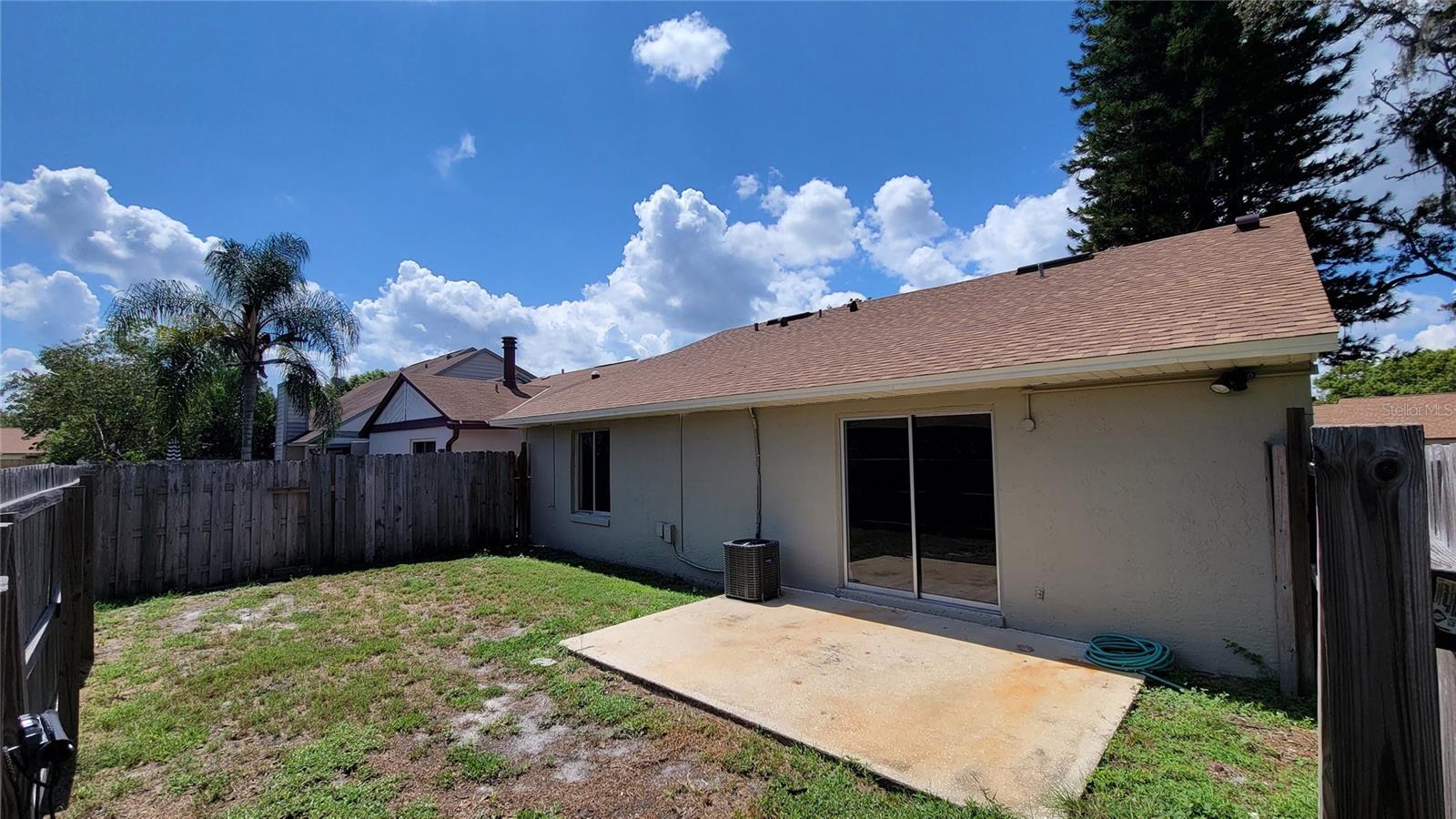 101 WATER OAK DR