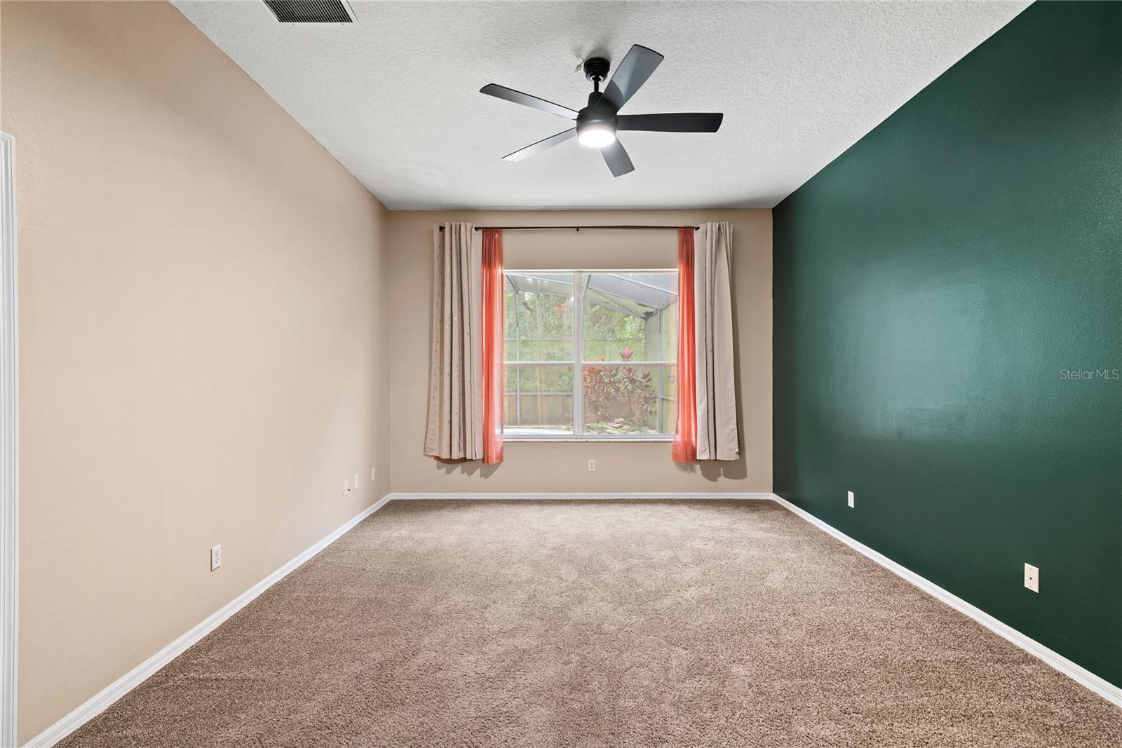 332 LARGOVISTA DR