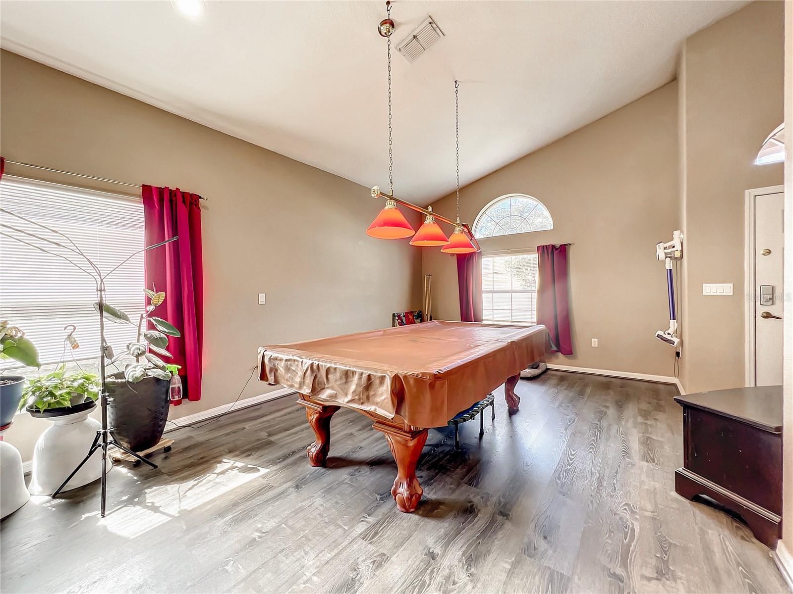 124 MALAGA AVE