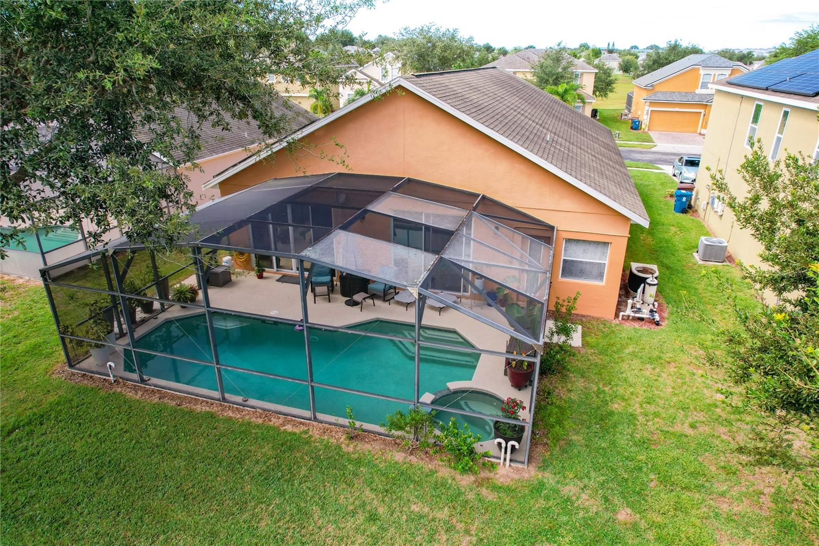 124 MALAGA AVE