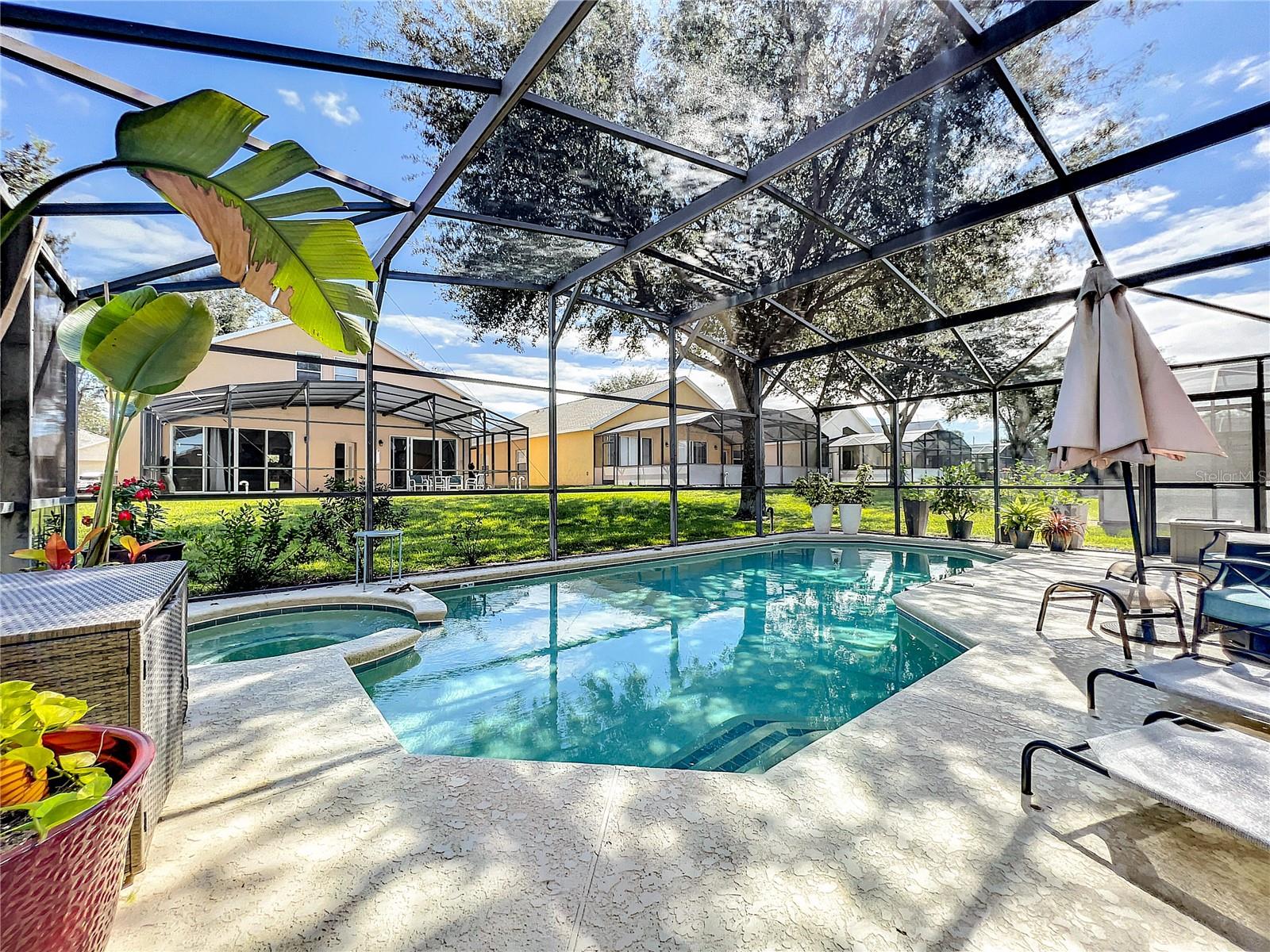 124 MALAGA AVE