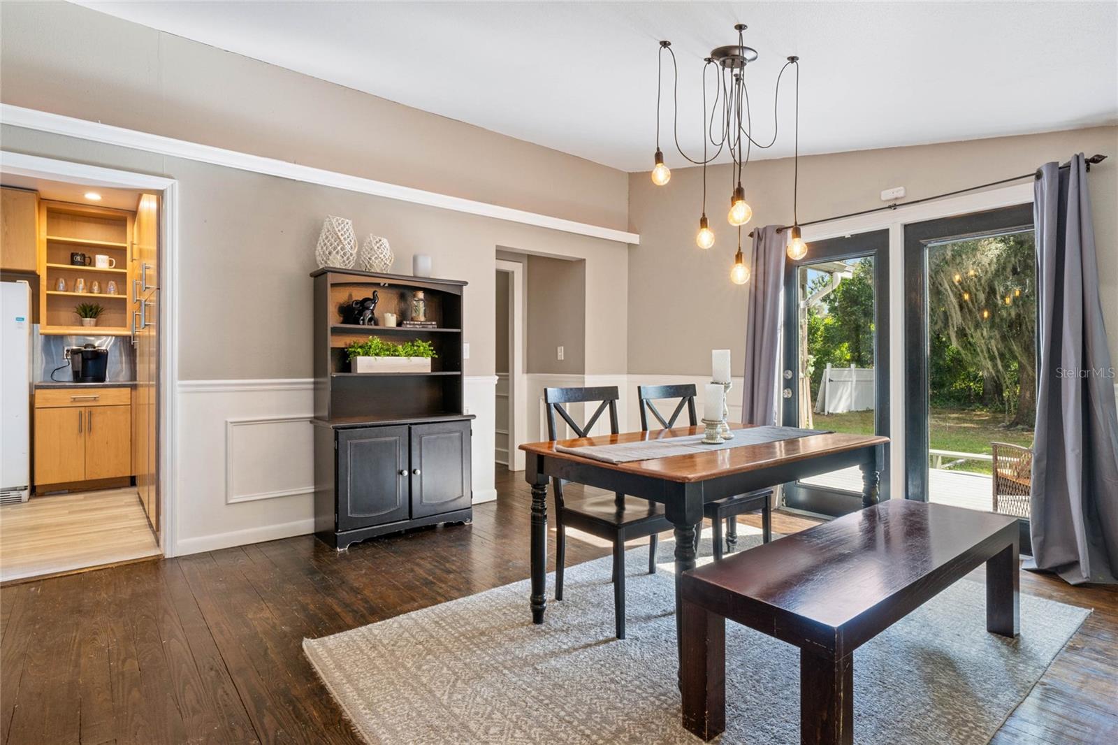 900 PARK PL