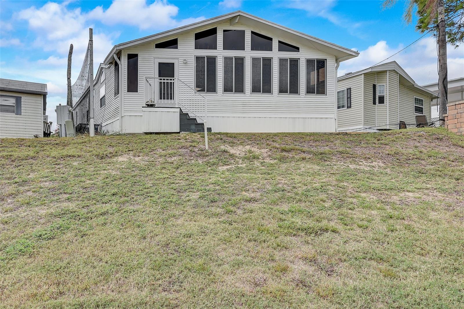 226 ST GEORGE DR