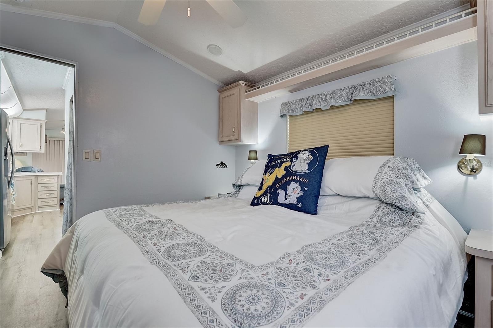 226 ST GEORGE DR