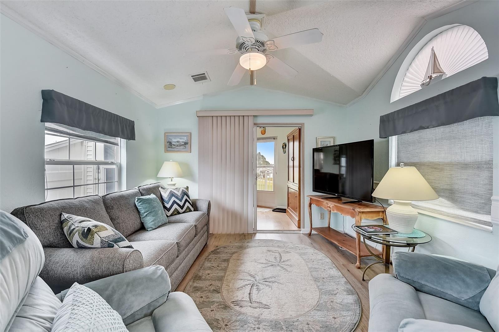 226 ST GEORGE DR