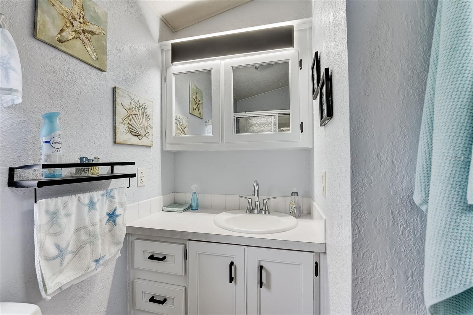 226 ST GEORGE DR