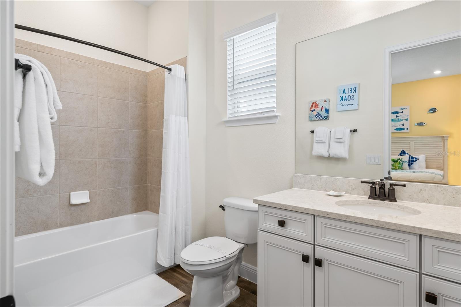 8040 SANDY TOES WAY