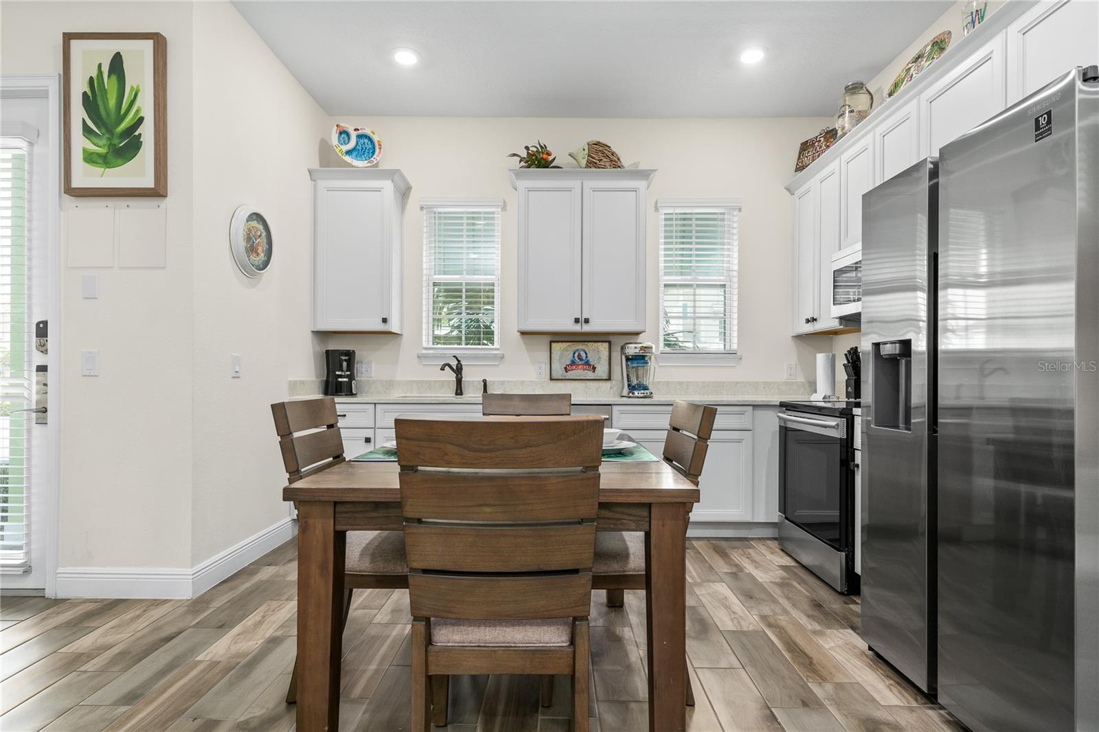8040 SANDY TOES WAY