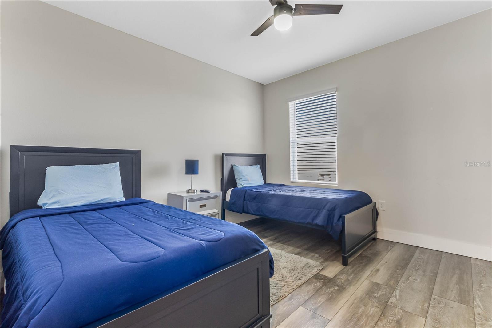 845 SUN BURST RD