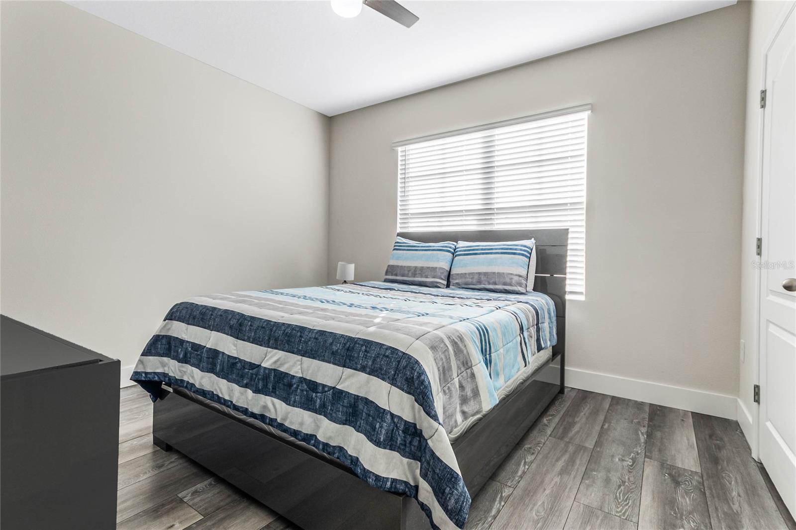 845 SUN BURST RD