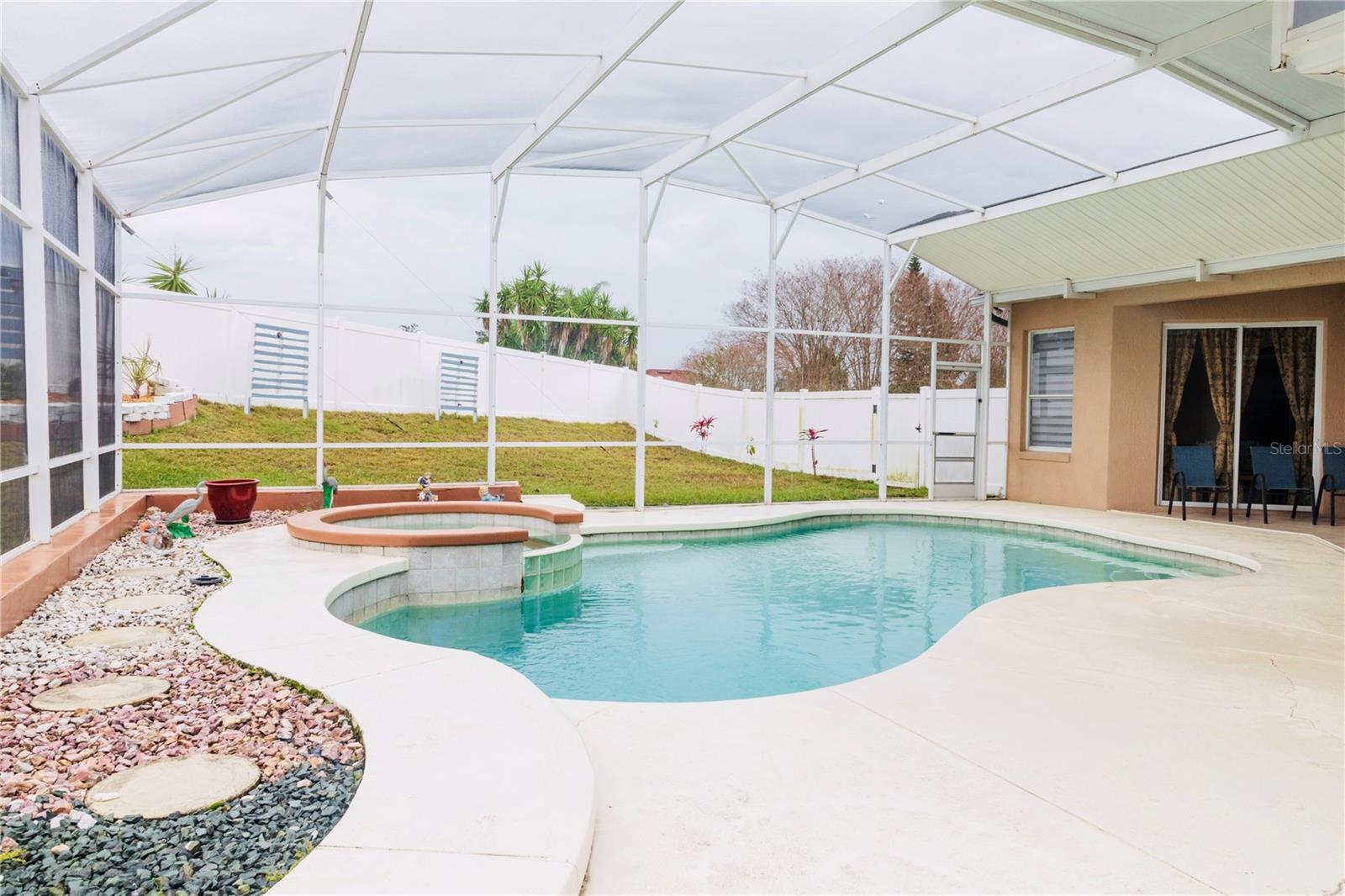 137 RIO CT