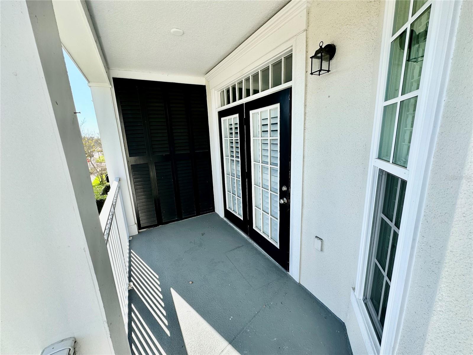 239 LONGVIEW AVE #214