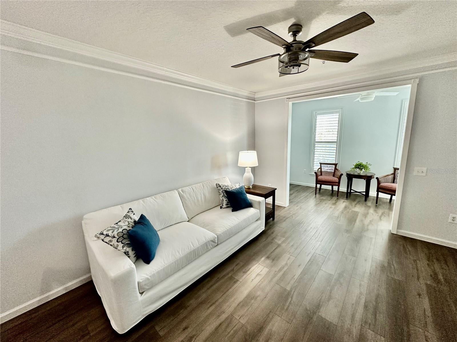 239 LONGVIEW AVE #214