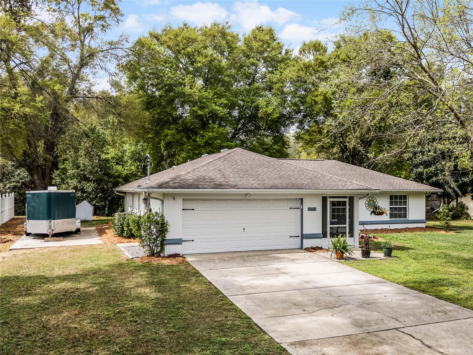 610 NE 52ND CT