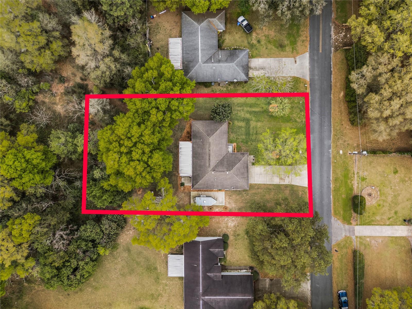 610 NE 52ND CT