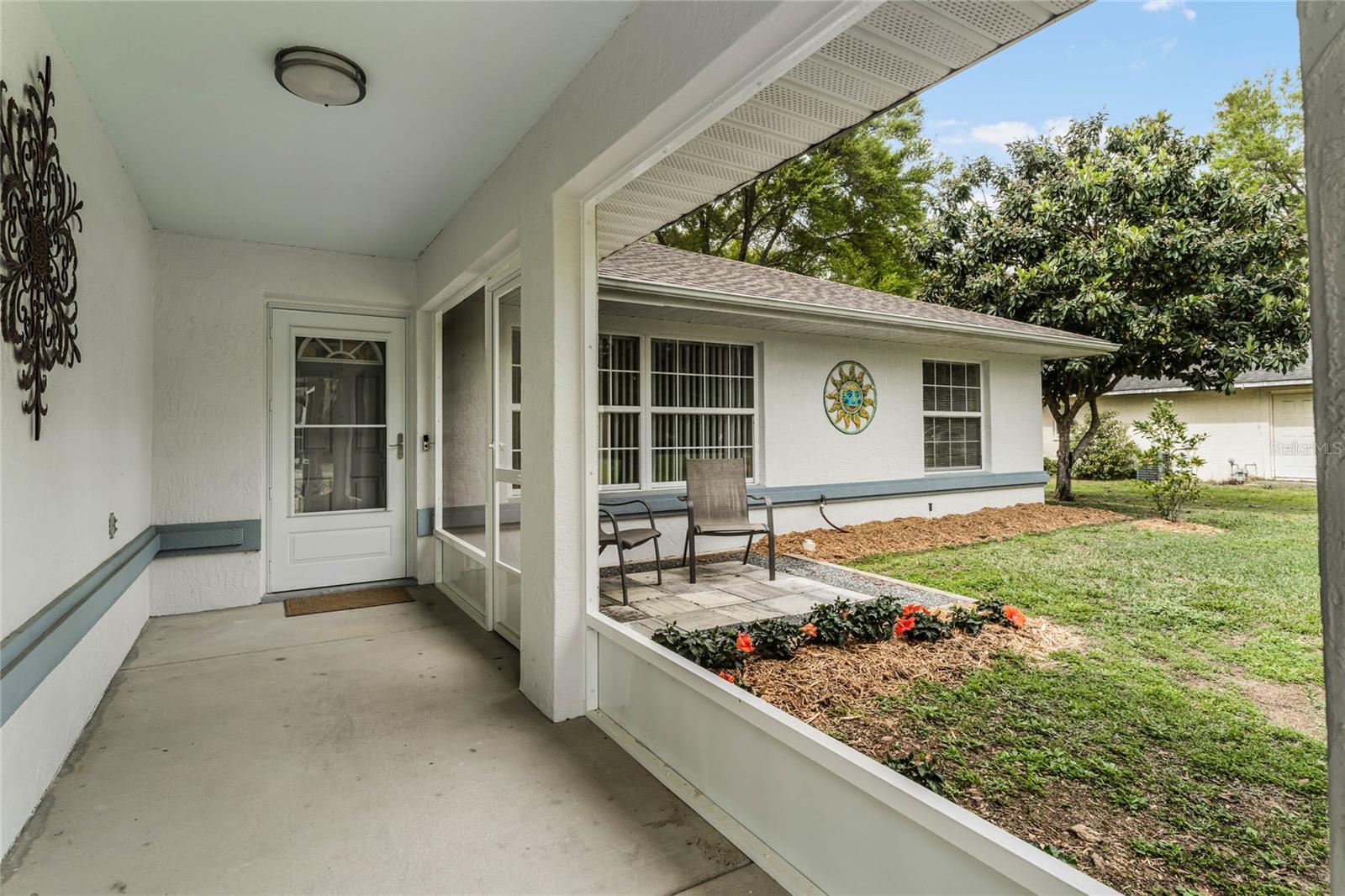 610 NE 52ND CT