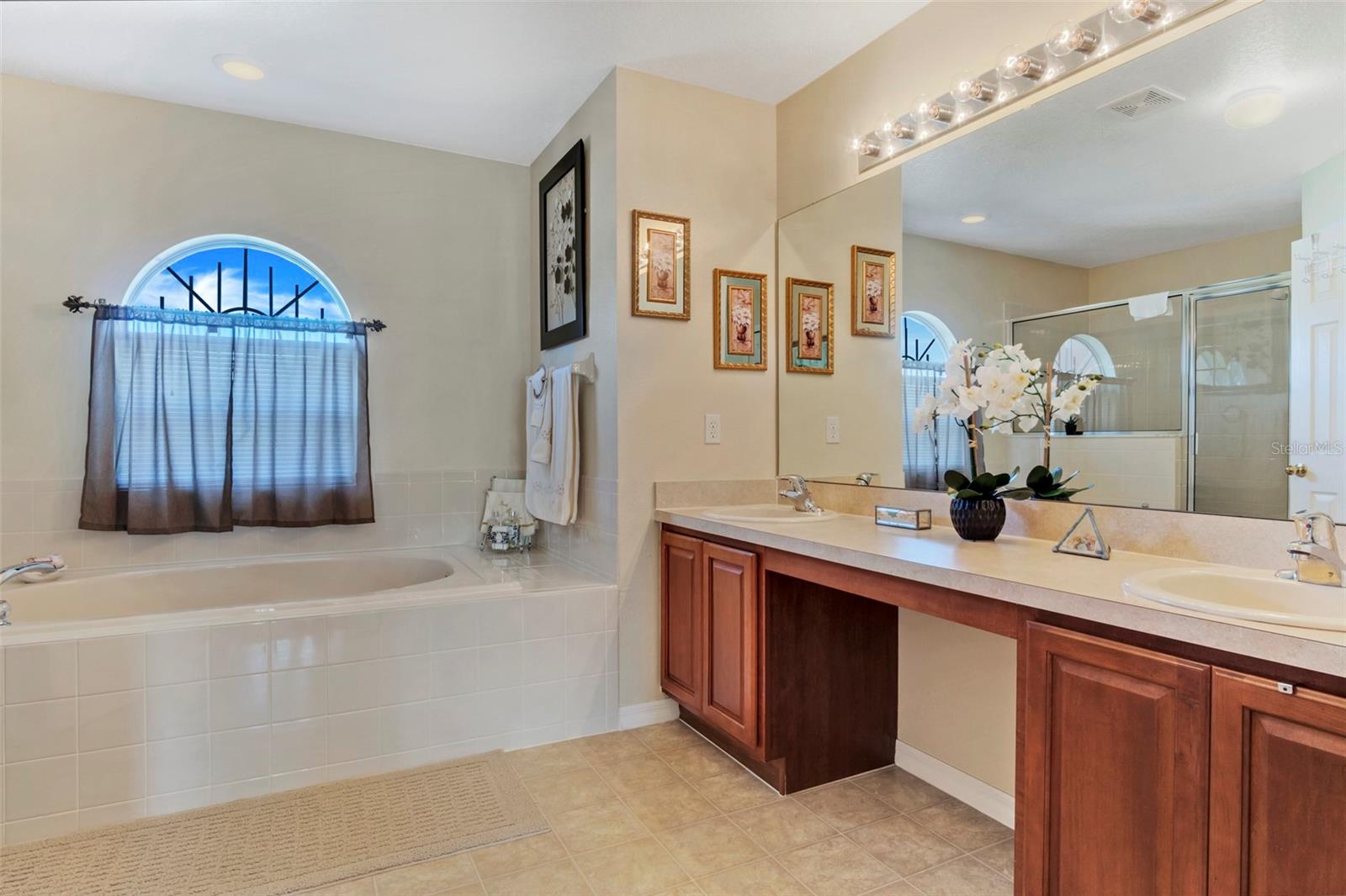 6 FLATFISH DR
