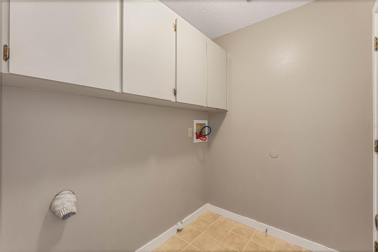 249 WATERFORD CT