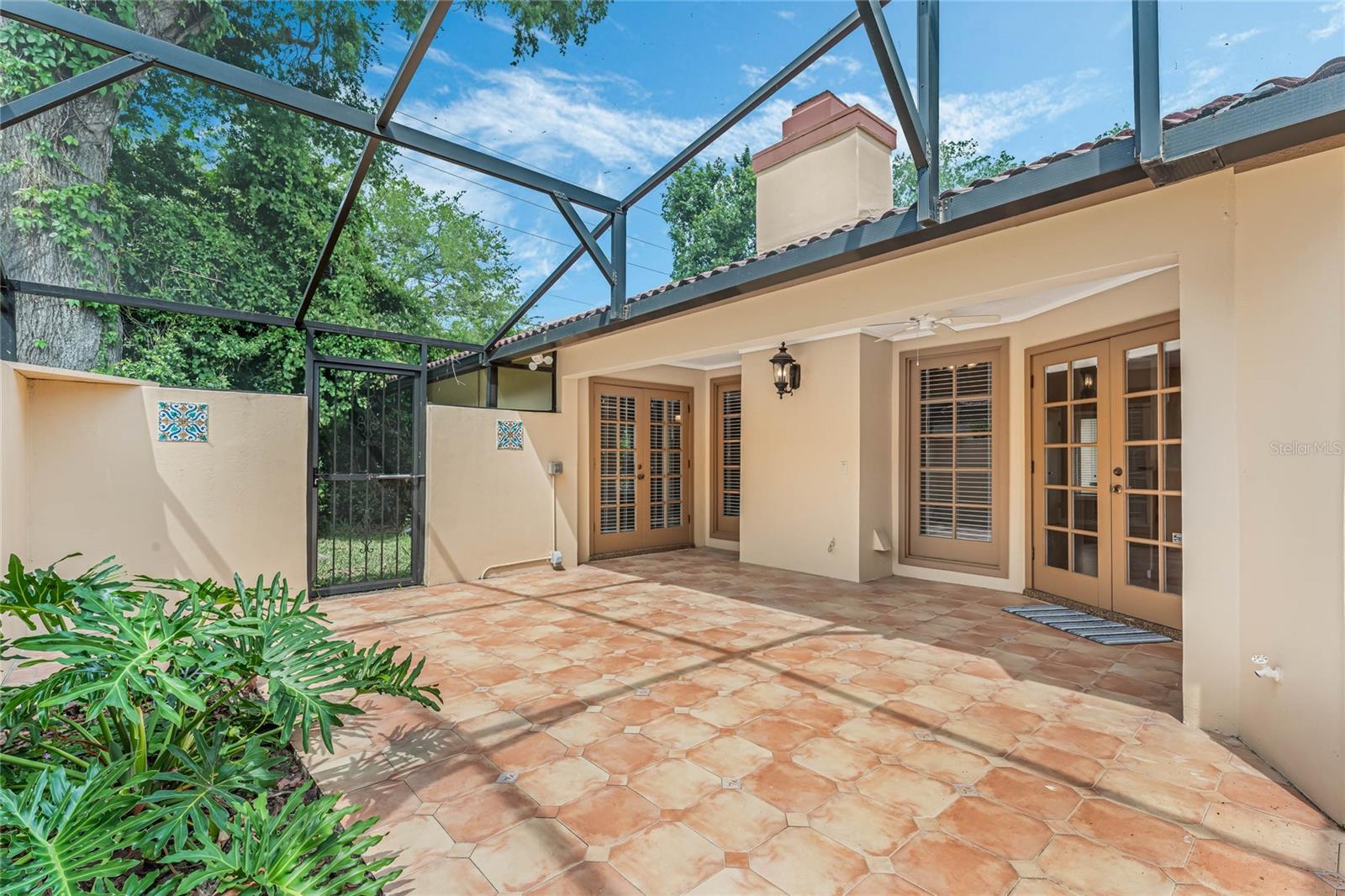 249 WATERFORD CT