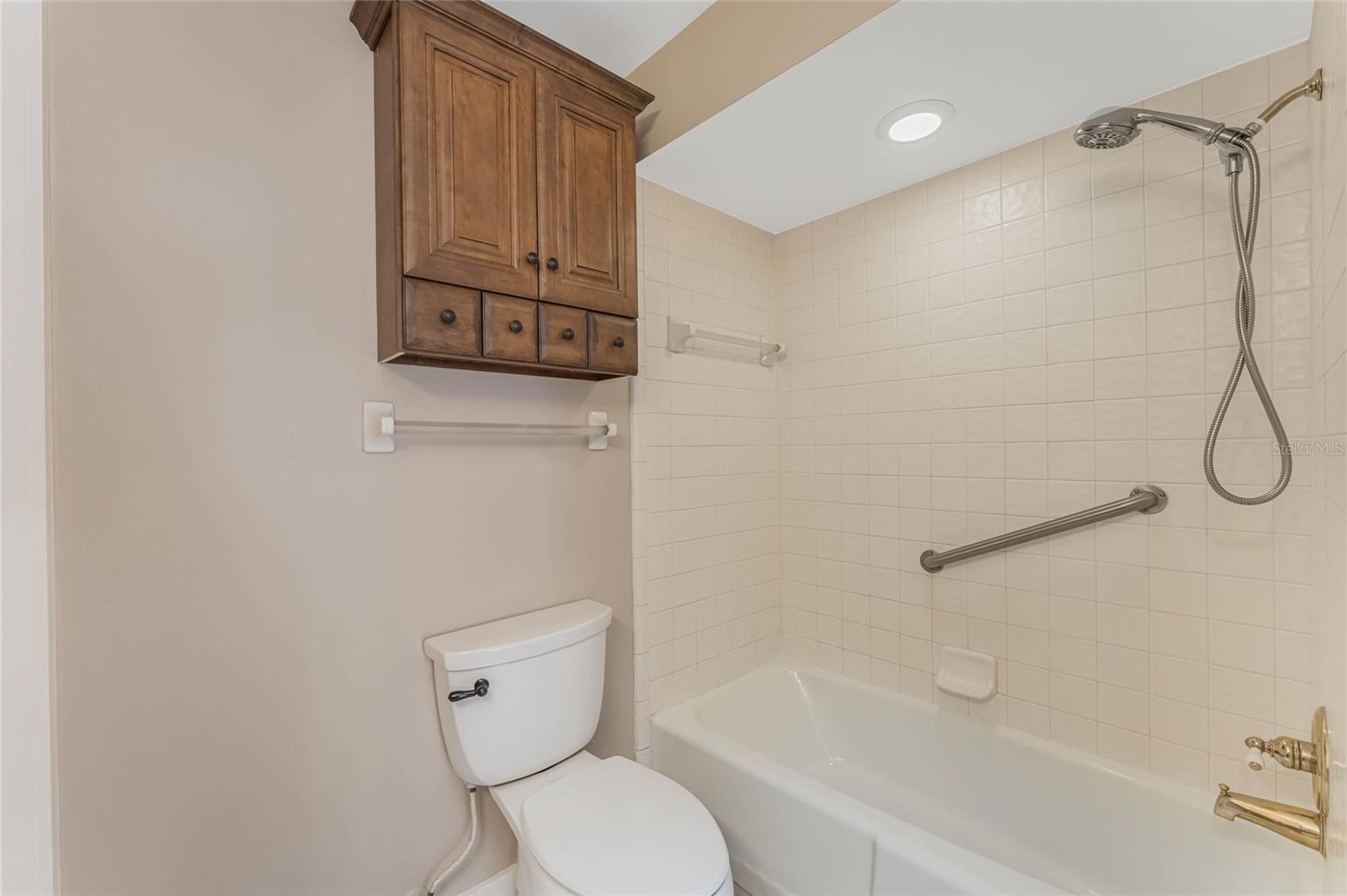 249 WATERFORD CT