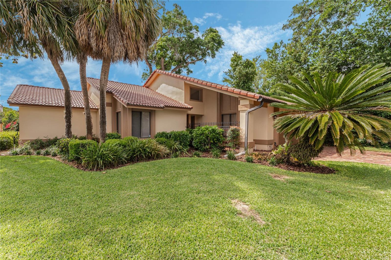 249 WATERFORD CT