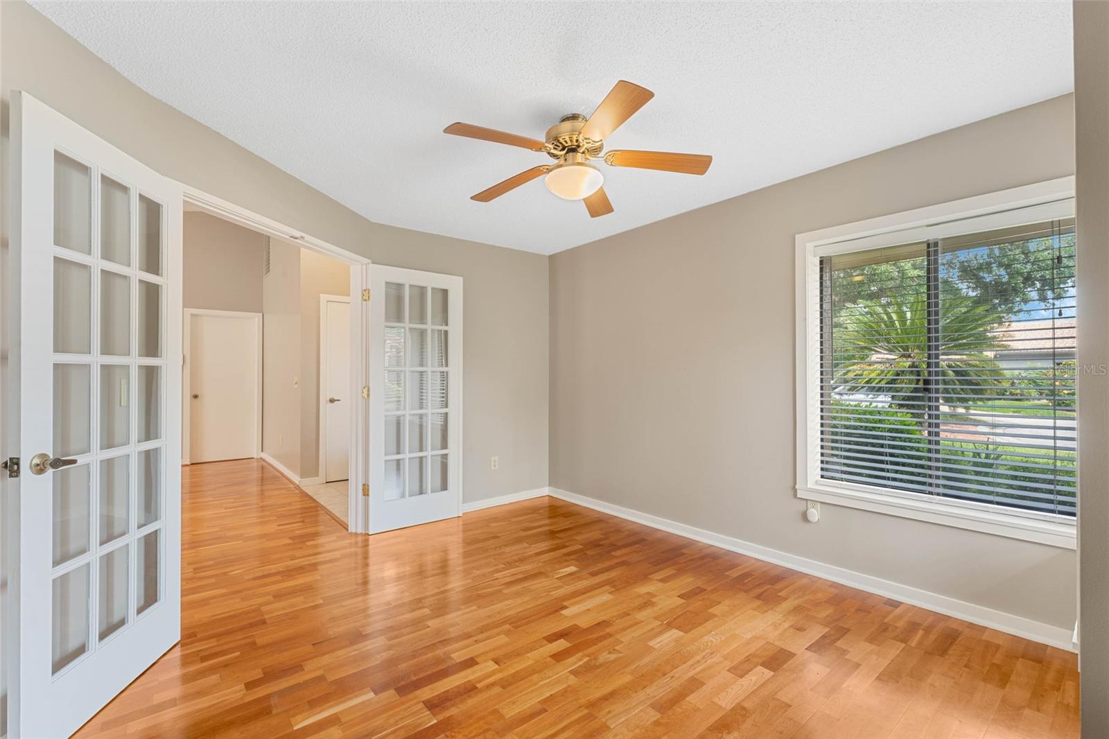 249 WATERFORD CT