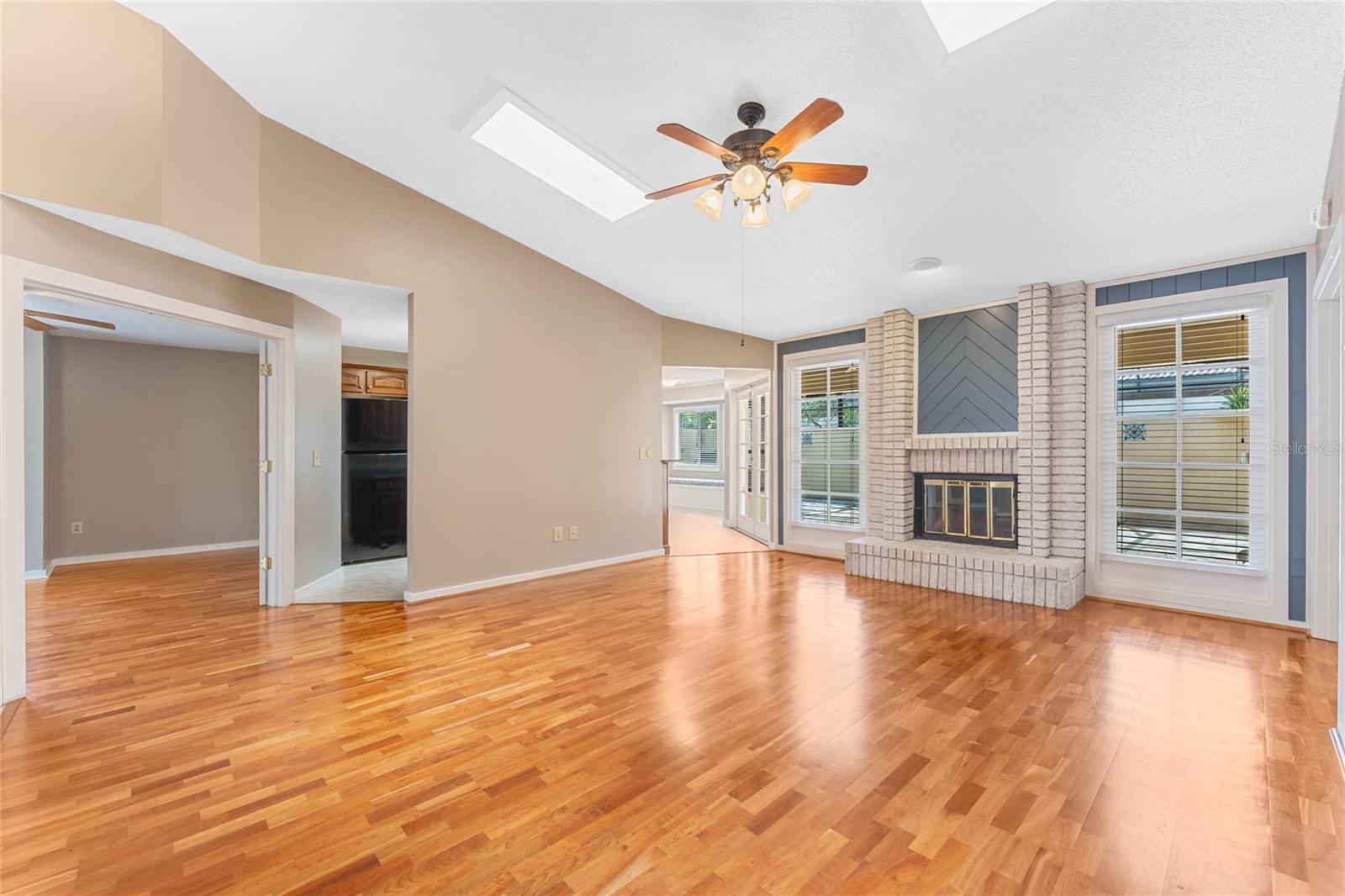 249 WATERFORD CT