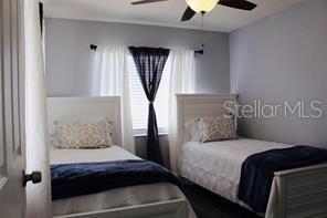 342 SHADY OAK LOOP