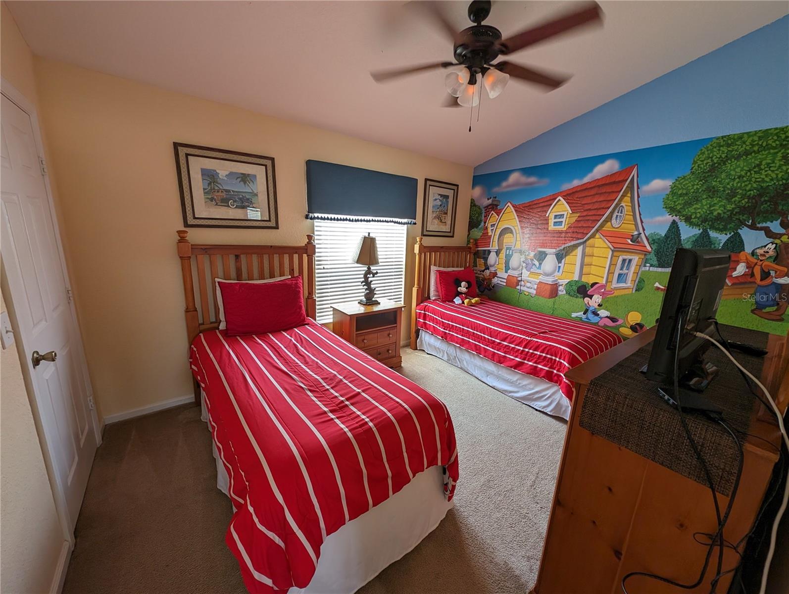 2571 MANESHAW LN