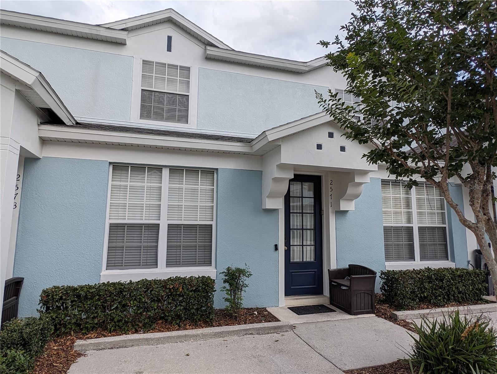 2571 MANESHAW LN