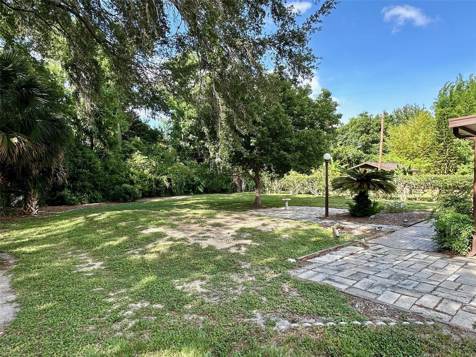 104 SUNSET DR
