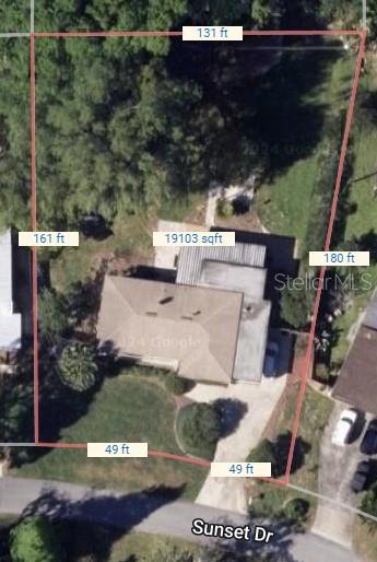 104 SUNSET DR