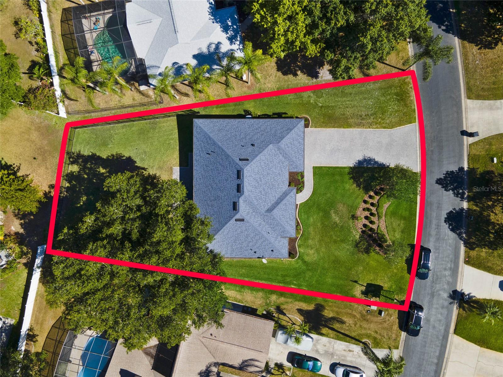 5689 MERLIN WAY