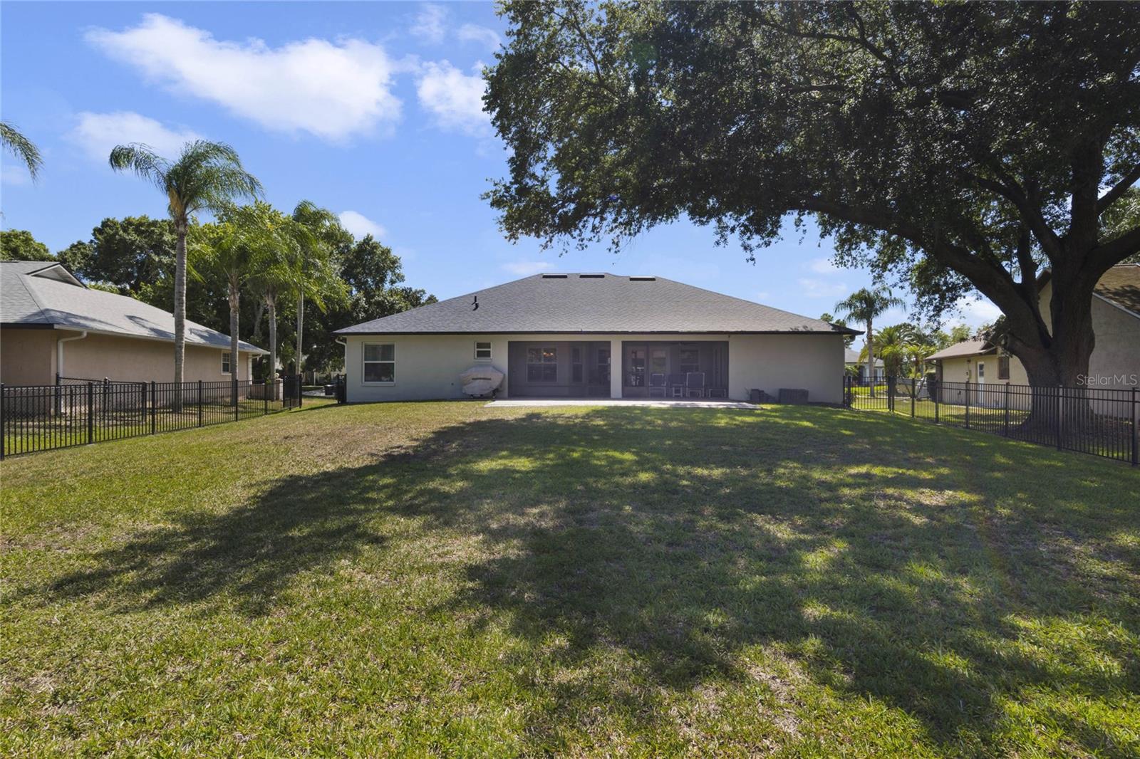 5689 MERLIN WAY