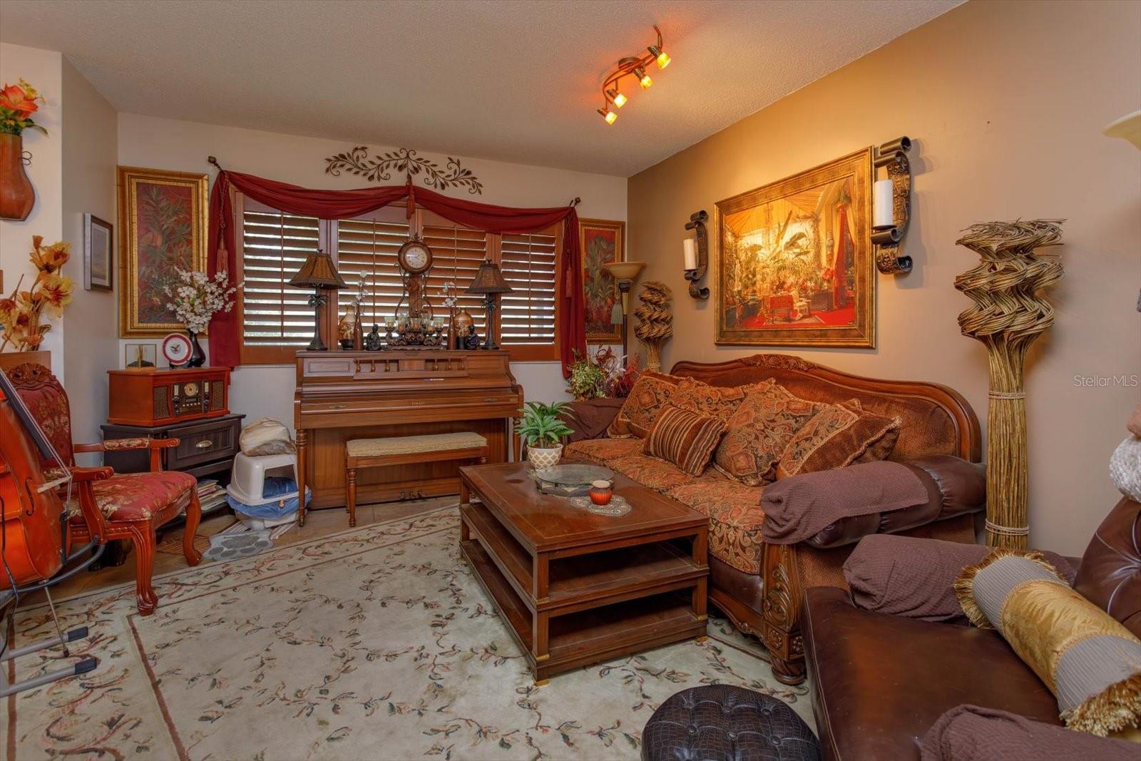604 MARNI DR
