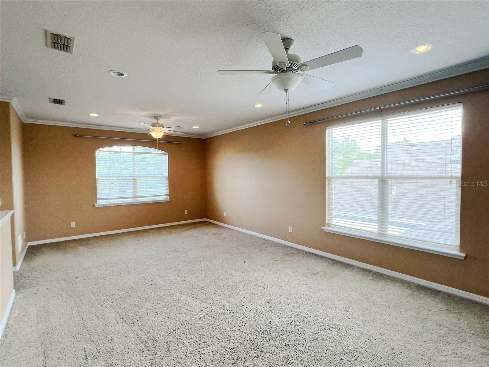 1301 LEXINGTON AVE