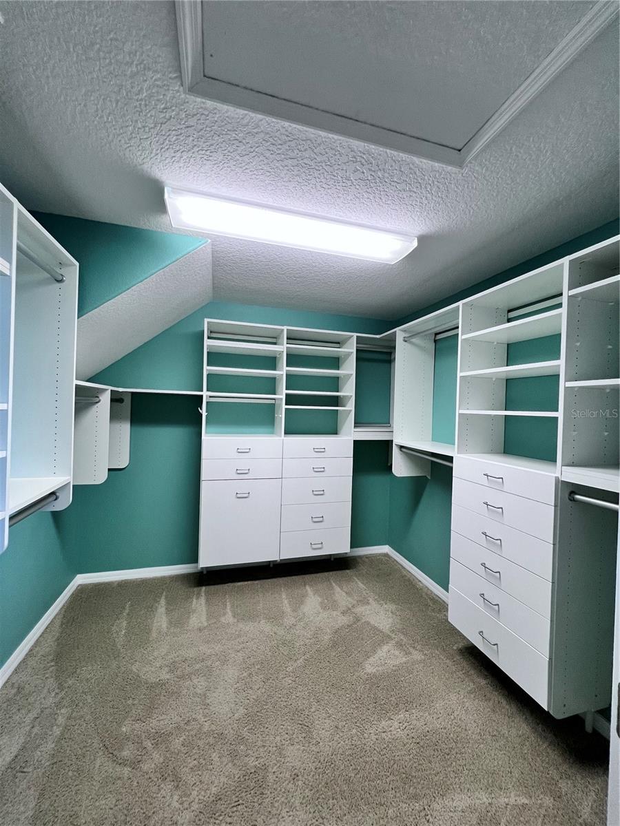 1301 LEXINGTON AVE