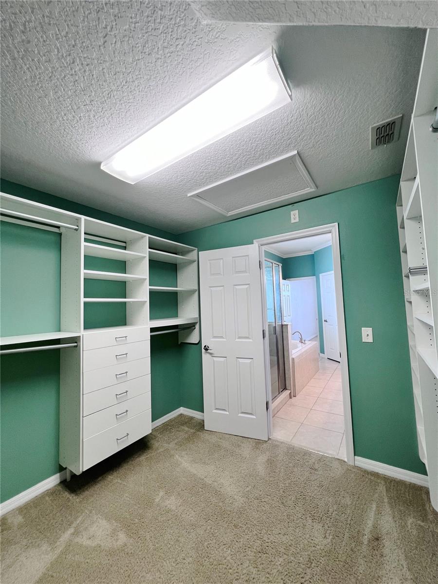 1301 LEXINGTON AVE