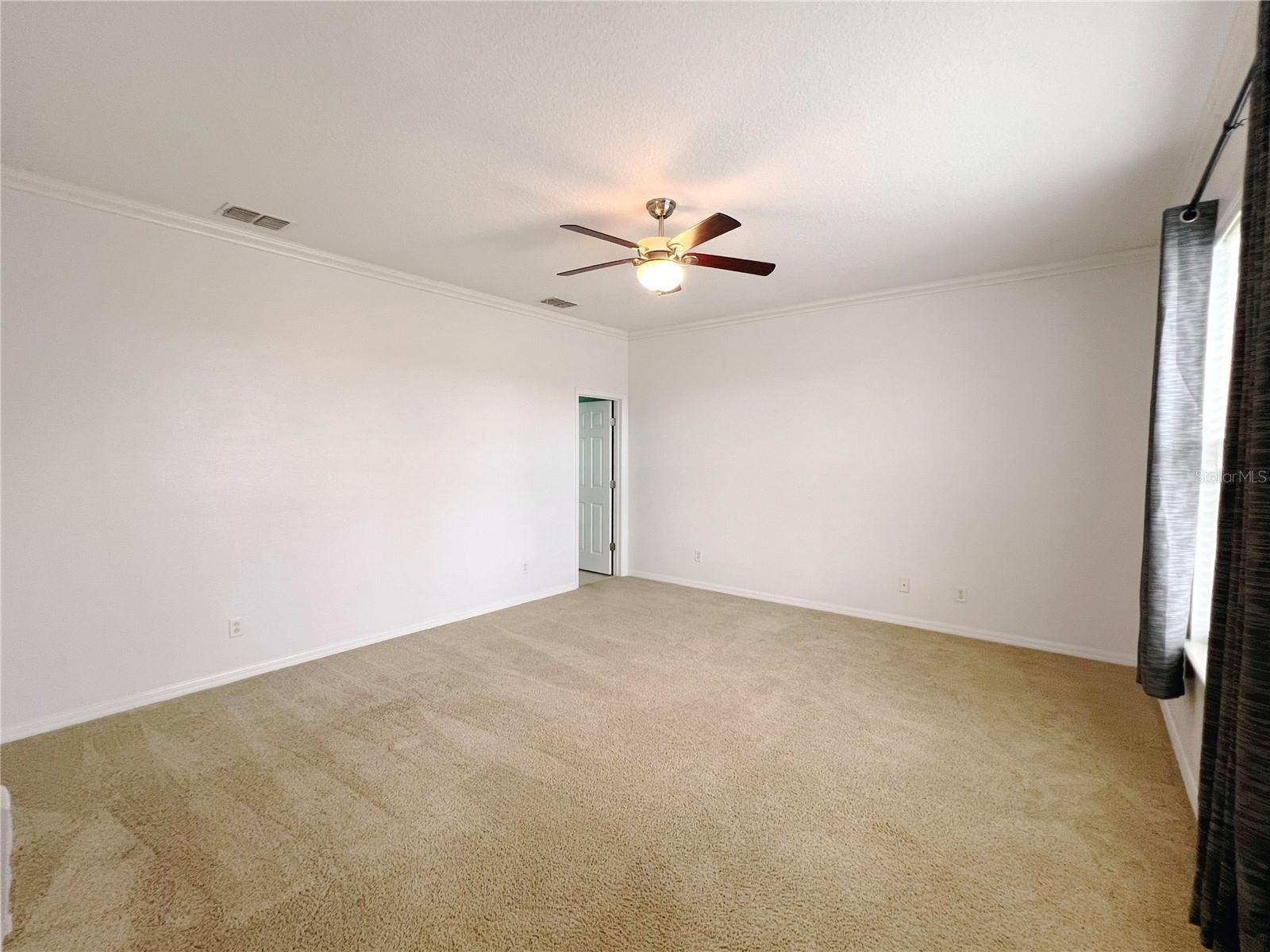 1301 LEXINGTON AVE
