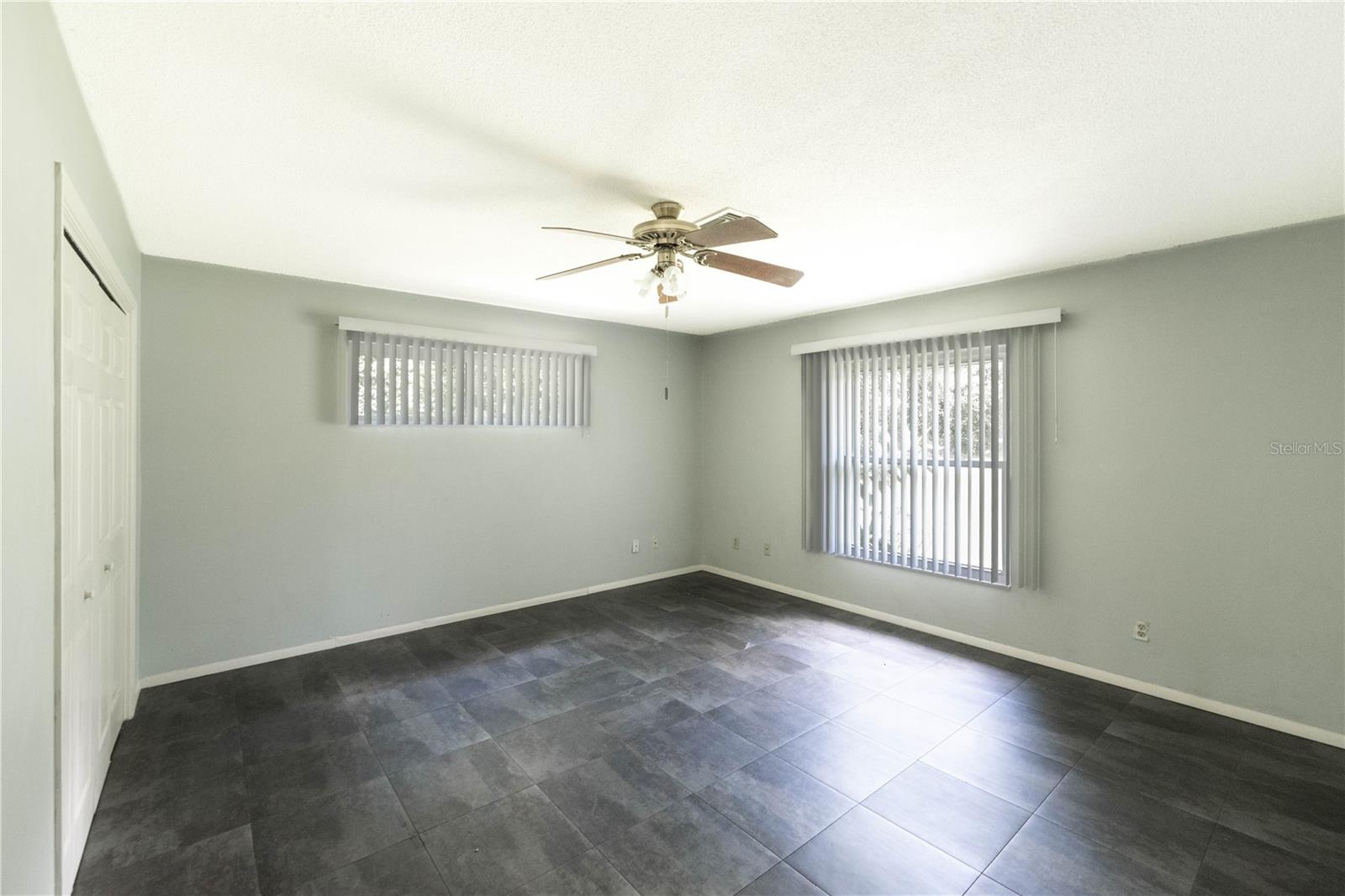 278 HUNTINGTON DR