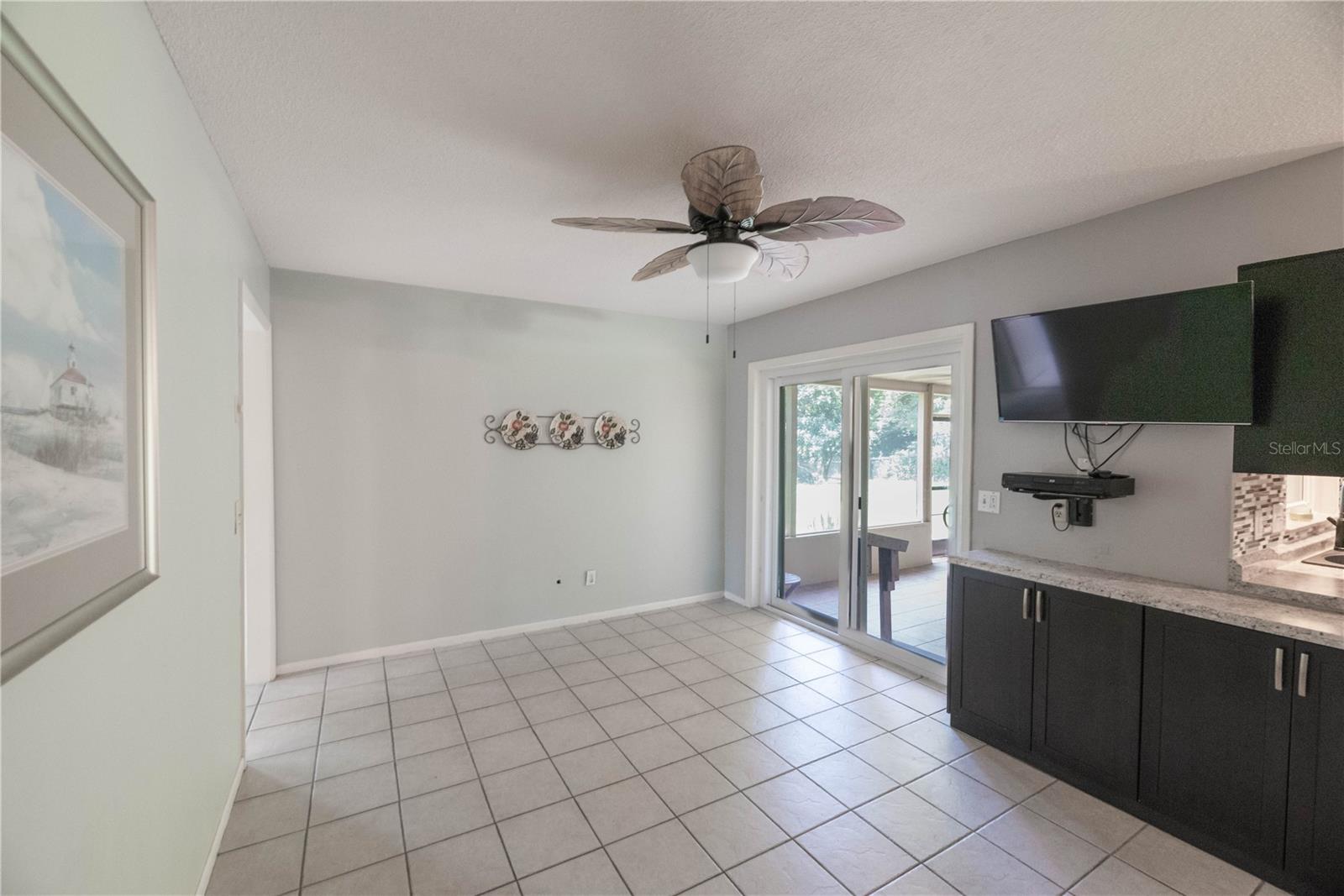 278 HUNTINGTON DR